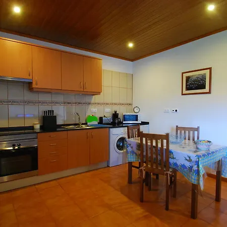 Alojamentos Flores Island