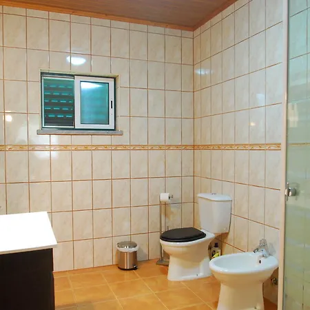 ゲストハウス Alojamentos Flores Island