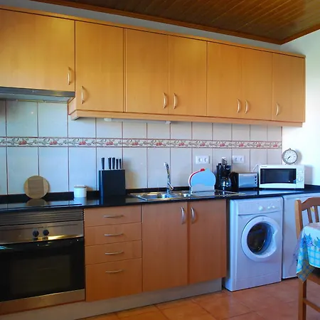 ゲストハウス Alojamentos Flores Island Faja Grande