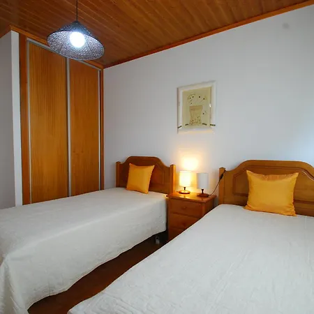 Alojamentos Flores Island