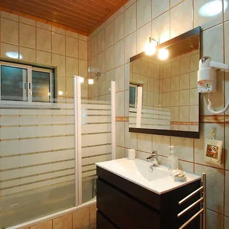 Alojamentos Flores Island Faja Grande