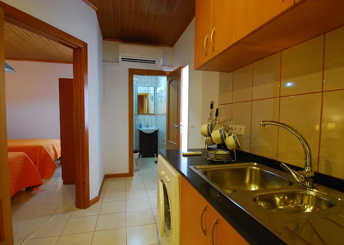 Alojamentos Flores Island