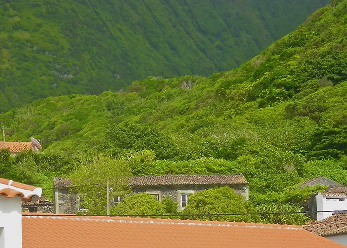 Alojamentos Flores Island